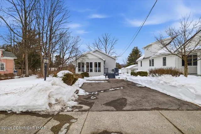 $294,000 | 532 Queen Street, Stroudsburg, PA 18360