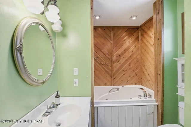 $294,000 | 532 Queen Street, Stroudsburg, PA 18360