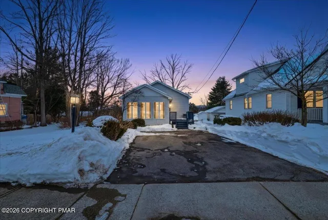 $294,000 | 532 Queen Street, Stroudsburg, PA 18360