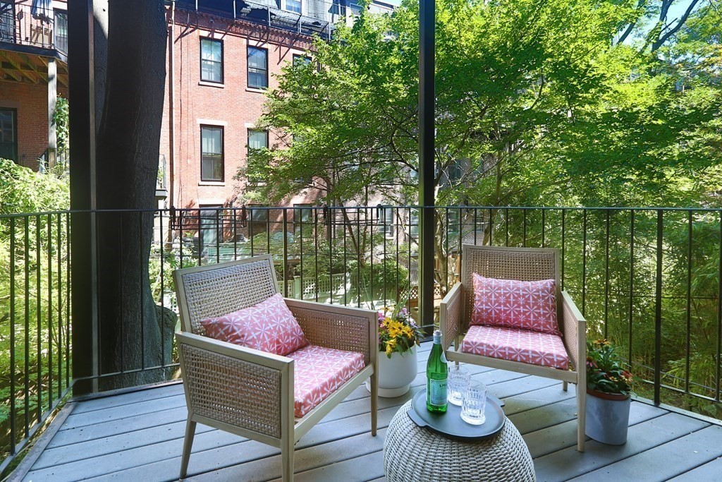 35 Milford Street, Unit 2 Boston, MA 02118 - Photo 11 of 12