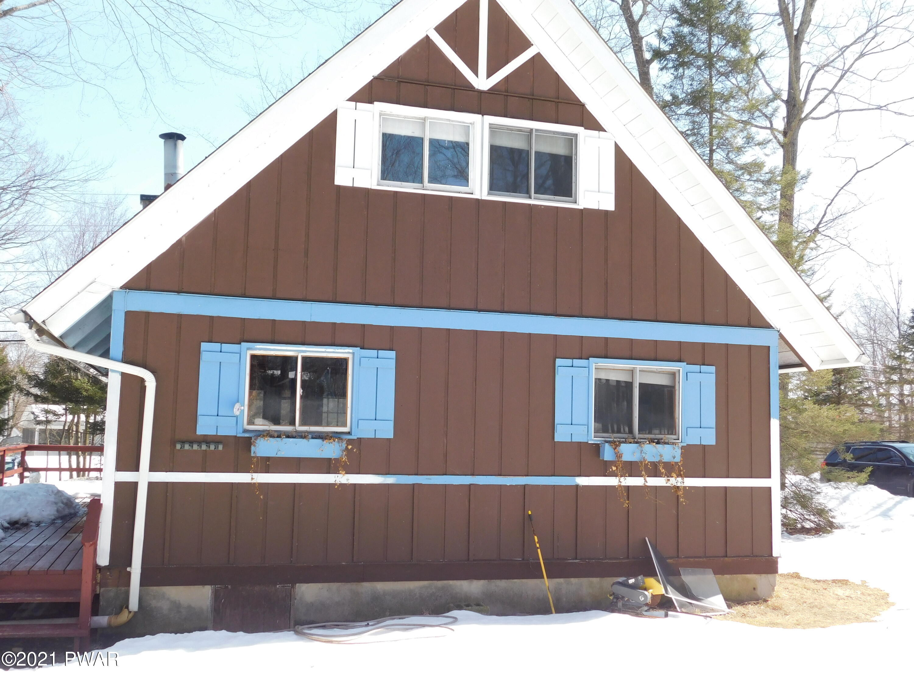 292 Gold Key Road Milford, PA 18337 - Photo 22 of 23 Rear