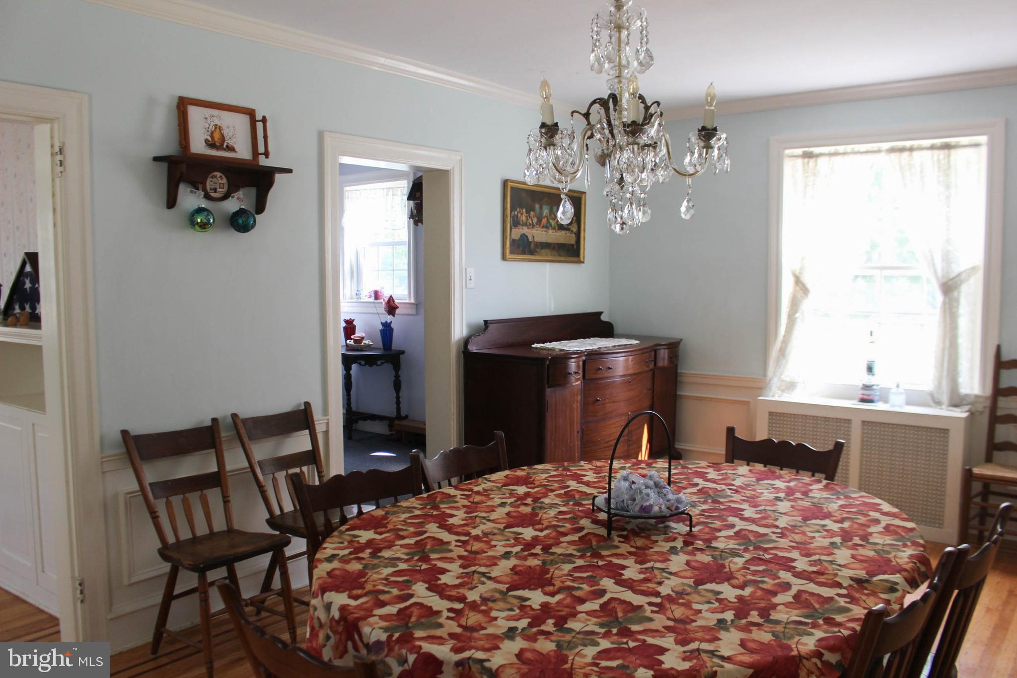 1046 Eagle Road Huntingdon Valley, PA 19006 - Photo 26 of 108 Dining Room