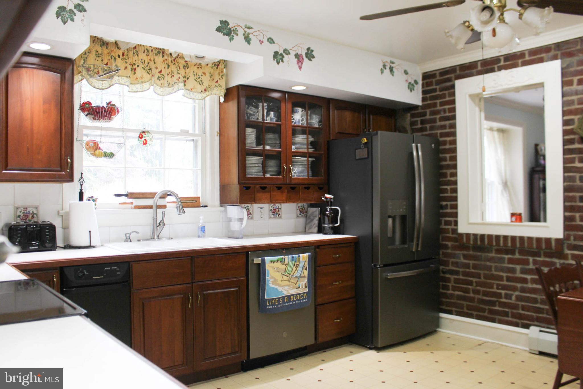 1046 Eagle Road Huntingdon Valley, PA 19006 - Photo 32 of 108 Kitchen