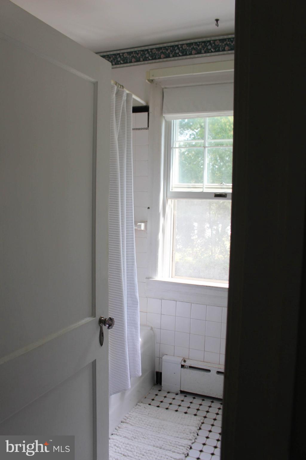 1046 Eagle Road Huntingdon Valley, PA 19006 - Photo 70 of 108 Full Hall Bathroom