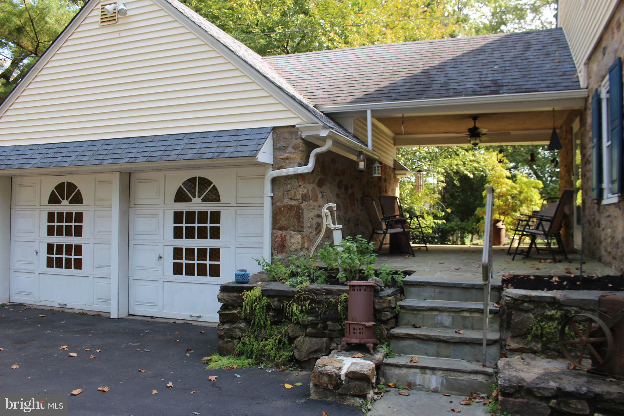 1046 Eagle Road Huntingdon Valley, PA 19006 - Photo 8 of 108 Breezeway