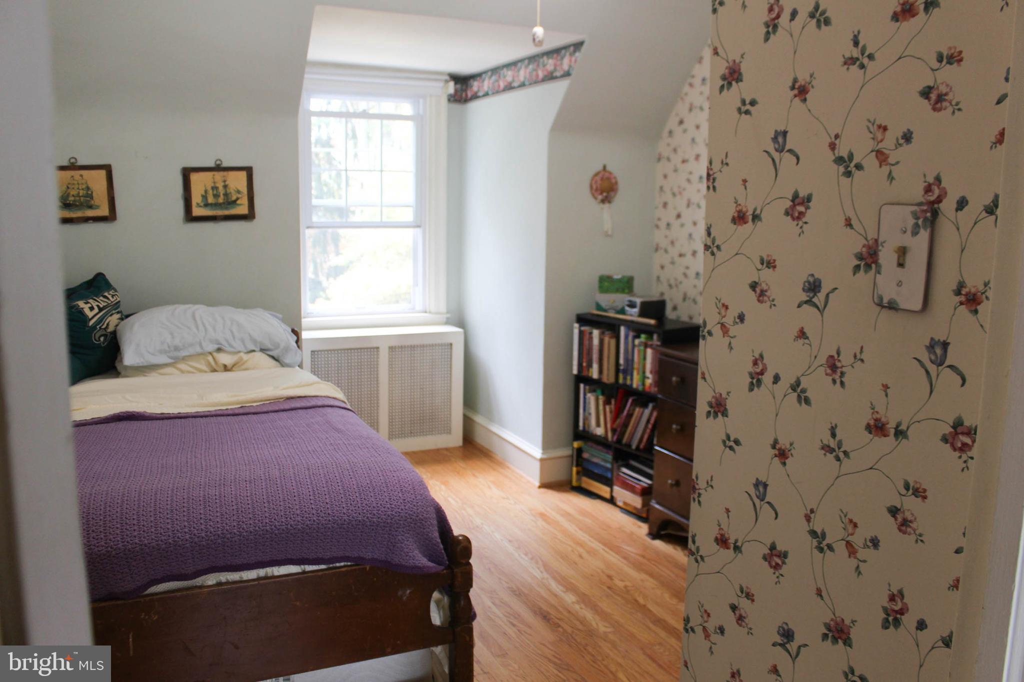 1046 Eagle Road Huntingdon Valley, PA 19006 - Photo 77 of 108 Bedroom 3