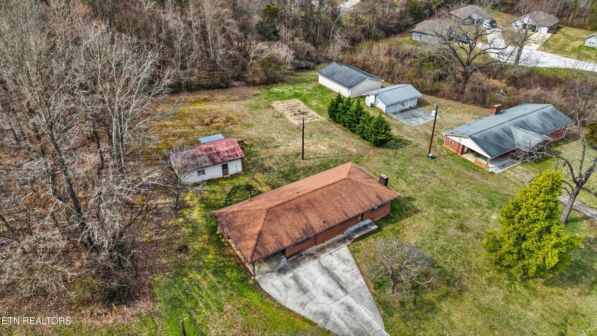 6329 Lacy Road Knoxville, TN 37912 - Photo 34 of 40 Gallery Image 34
