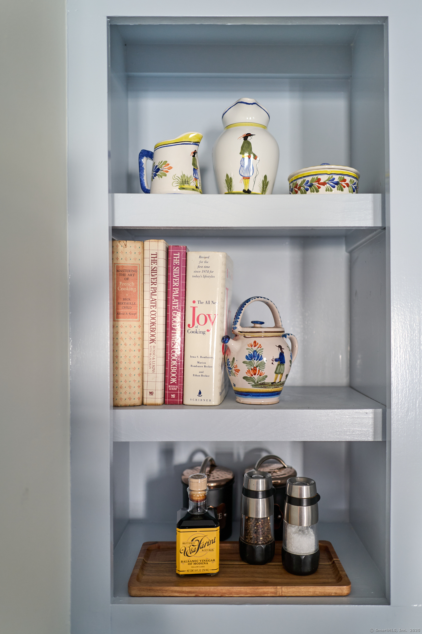 155 Water Street, Unit 2 Stonington, CT 06378 - Photo 8 of 14 a view of dining table