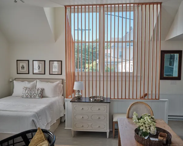 $4,500 | 155 Water Street, Unit 2, Stonington, CT 06378