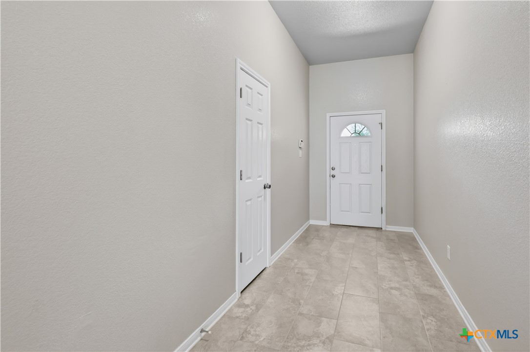 2901 Hydrangea Avenue Killeen, TX 76549 - Photo 4 of 29