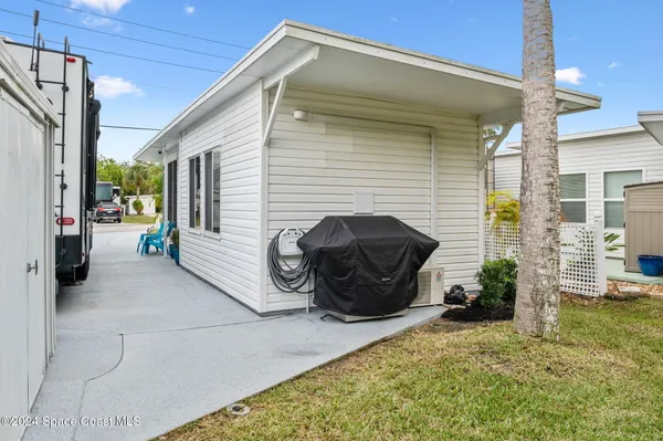 $1,275 | 177 Plantation Drive, Titusville, FL 32780