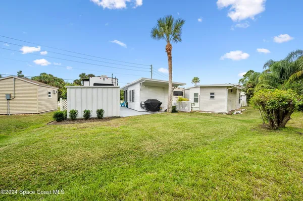 $1,275 | 177 Plantation Drive, Titusville, FL 32780