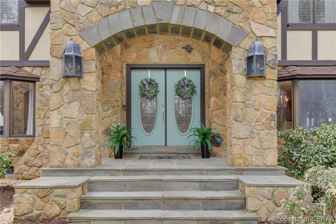 8508 Gaines Point Road Hayes, VA 23072 - Photo 4 of 50 Gallery Image 4
