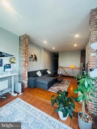 $2,695 | 2807 North Calvert Street, Unit 2, Baltimore, MD 21218