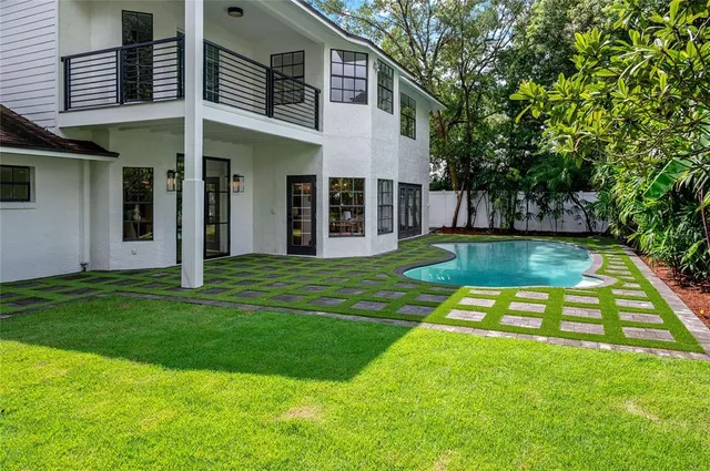 $2,295,000 | 1885 Temple Drive, Winter Park, FL 32789