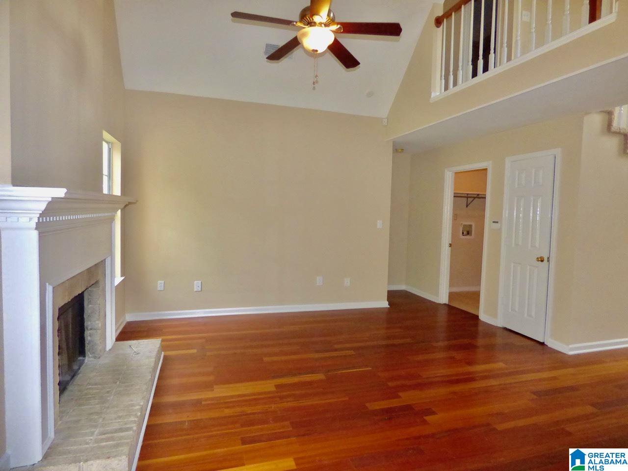 125 Lake Terrace Alabaster, AL 35007 - Photo 5 of 20