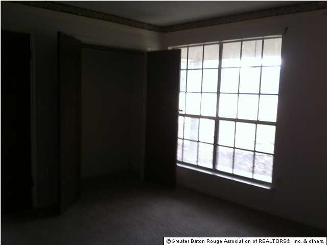 8193 Vincent Road Denham Springs, LA 70726 - Photo 4 of 9 Gallery Image 4