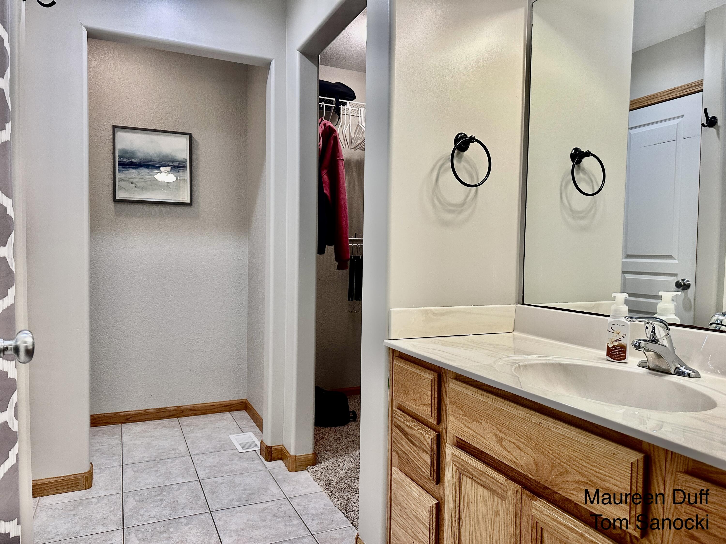 993 West Tyler Road Muskegon, MI 49445 - Photo 17 of 39 IMG_5672