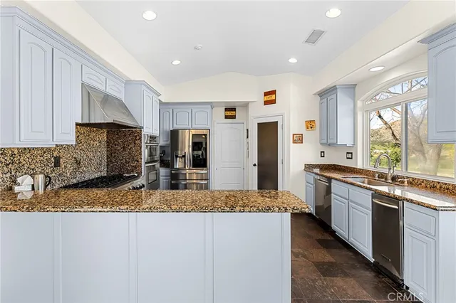 $1,350,000 | 38125 Overhill Road, Temecula, CA 92592