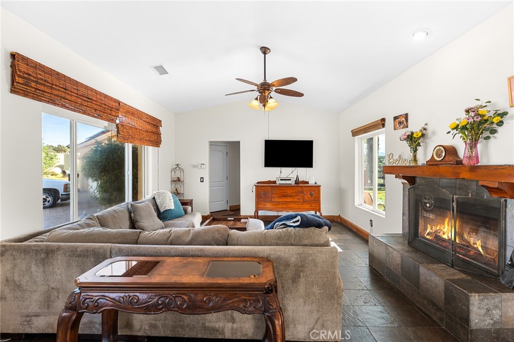 38125 Overhill Road Temecula, CA 92592 - Photo 13 of 66