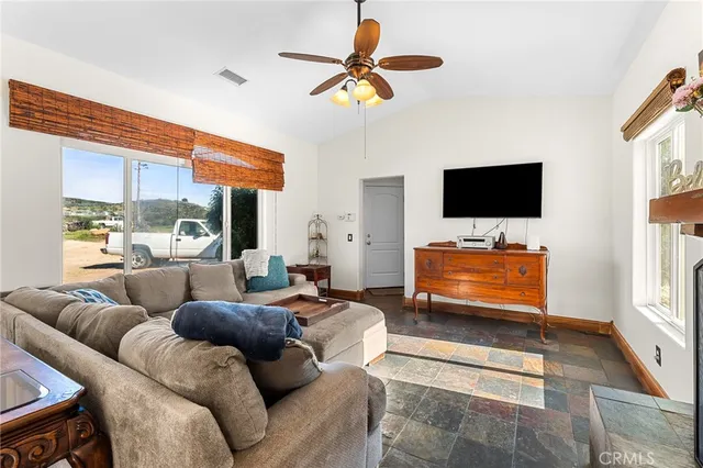 $1,350,000 | 38125 Overhill Road, Temecula, CA 92592