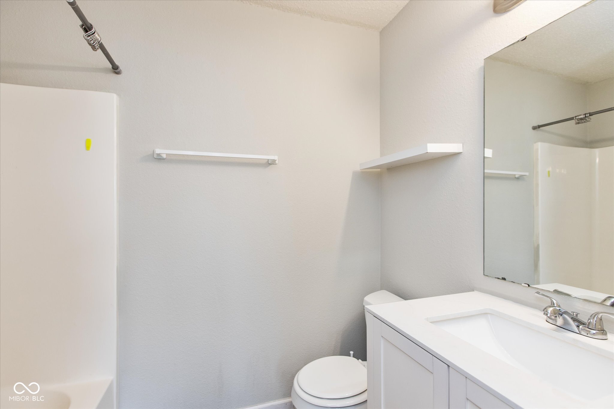 5236 Alameda Road Indianapolis, IN 46228 - Photo 12 of 17 Gallery Image 12