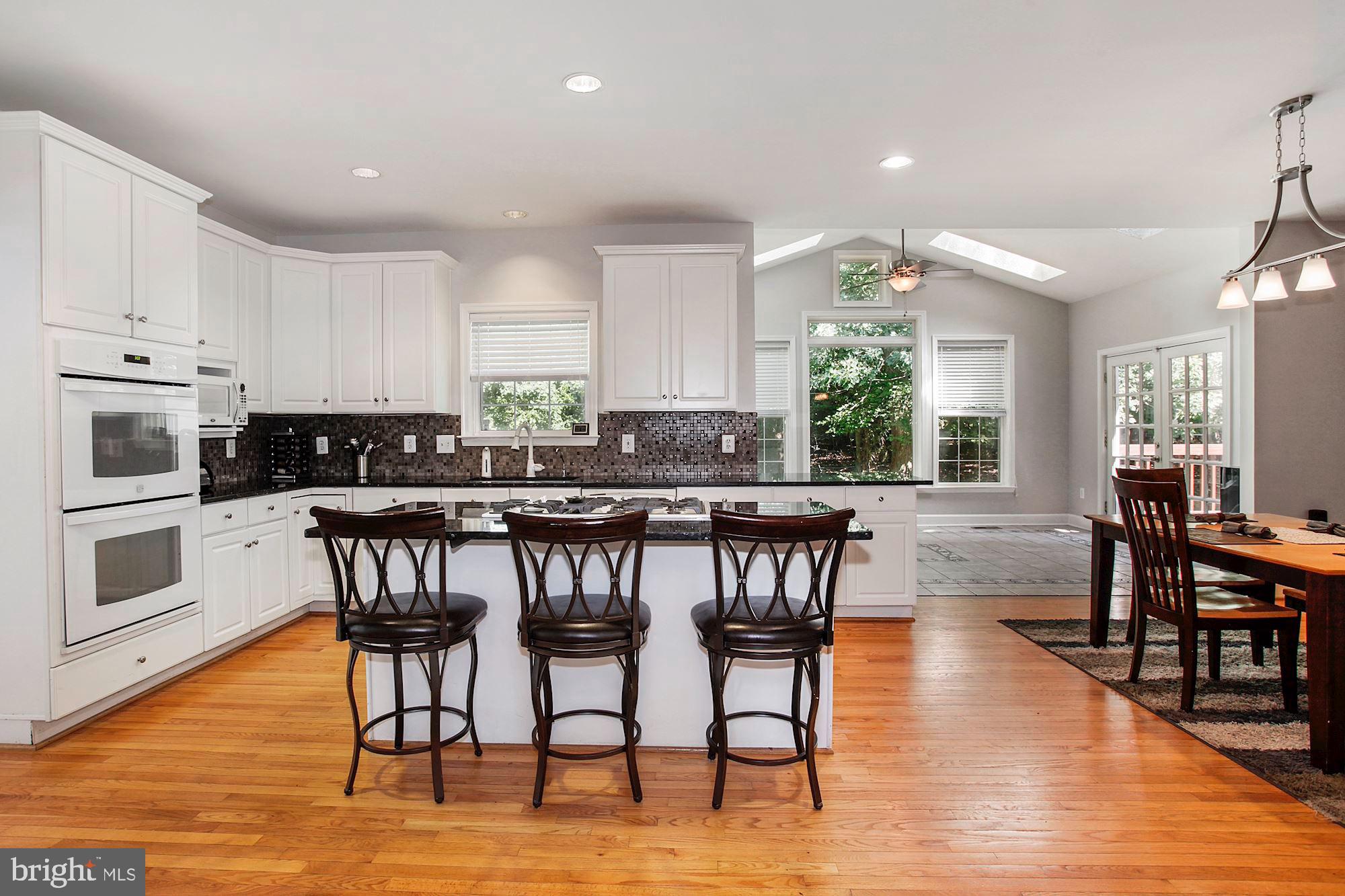 11961 Coloriver Road Manassas, VA 20112 - Photo 8 of 52