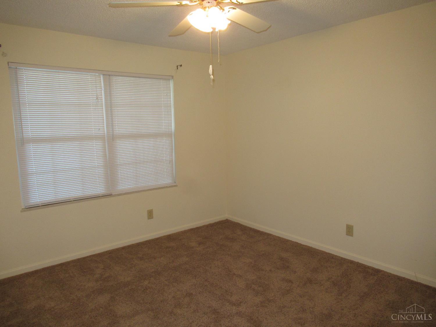 7620 Cheviot Road, Unit 403 Cincinnati, OH 45247 - Photo 16 of 33