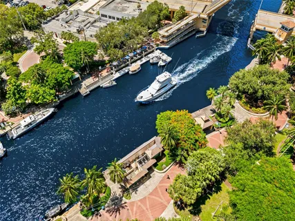 $1,700,000 | 333 Las Olas Way, Unit 3106, Fort Lauderdale, FL 33301