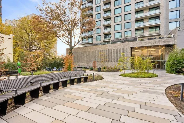 $610,000 | 45-30 Pearson Street, Unit 6F | Long Island City