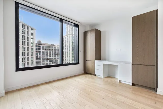 $610,000 | 45-30 Pearson Street, Unit 6F | Long Island City