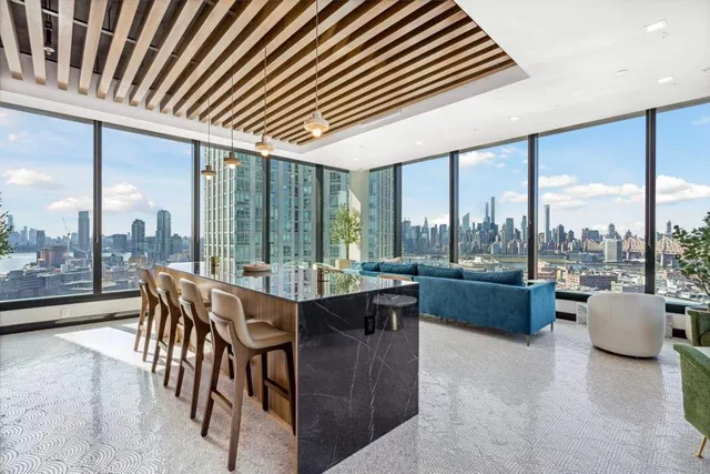 $610,000 | 45-30 Pearson Street, Unit 6F | Long Island City