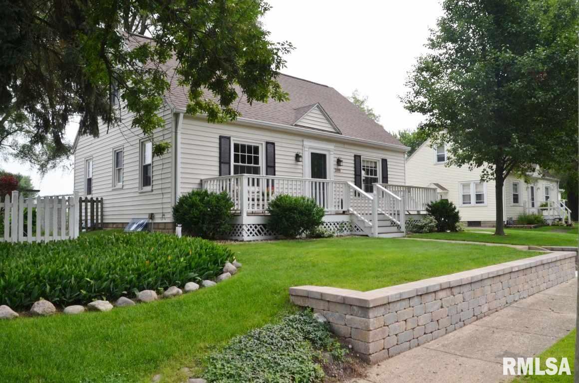 209 North Street Washington, IL 61571 - Photo 1 of 23 Gallery Image 1