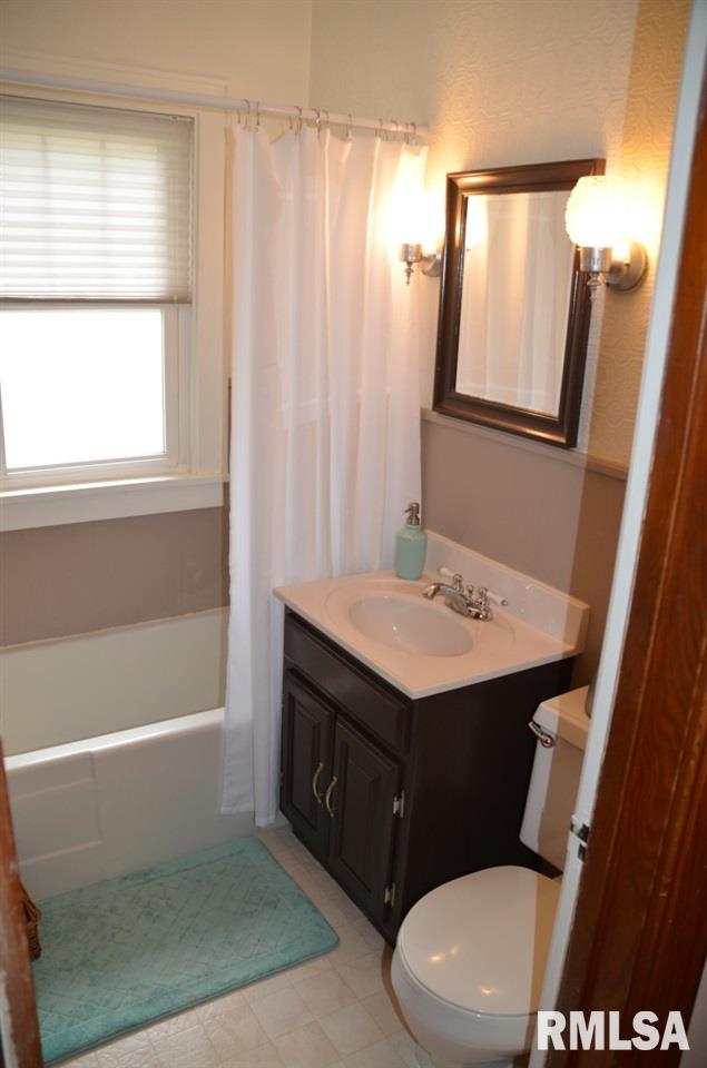 209 North Street Washington, IL 61571 - Photo 15 of 23 Gallery Image 15