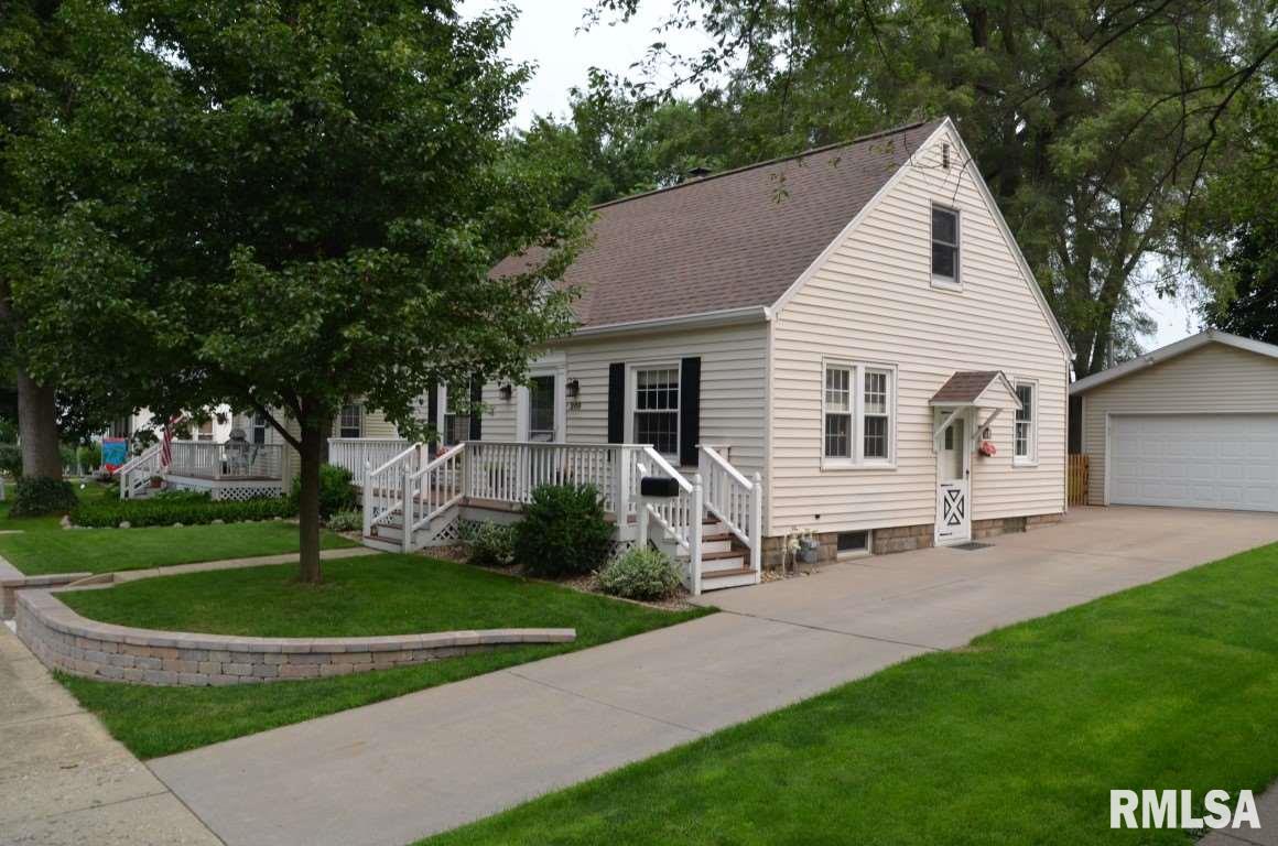 209 North Street Washington, IL 61571 - Photo 2 of 23 Gallery Image 2