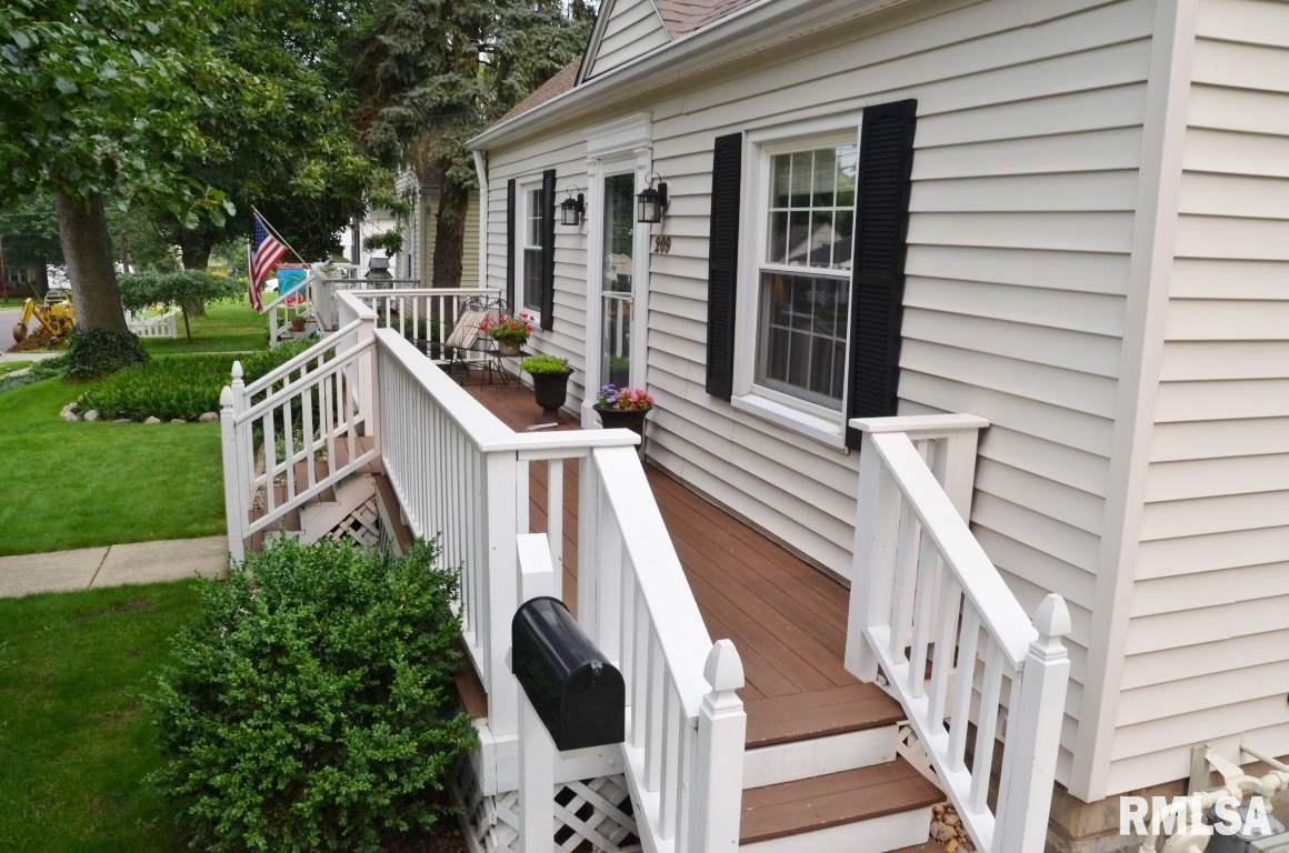 209 North Street Washington, IL 61571 - Photo 3 of 23 Gallery Image 3