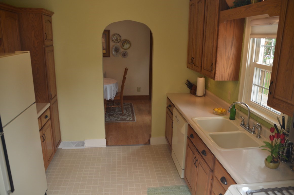 209 North Street Washington, IL 61571 - Photo 8 of 23 Gallery Image 8
