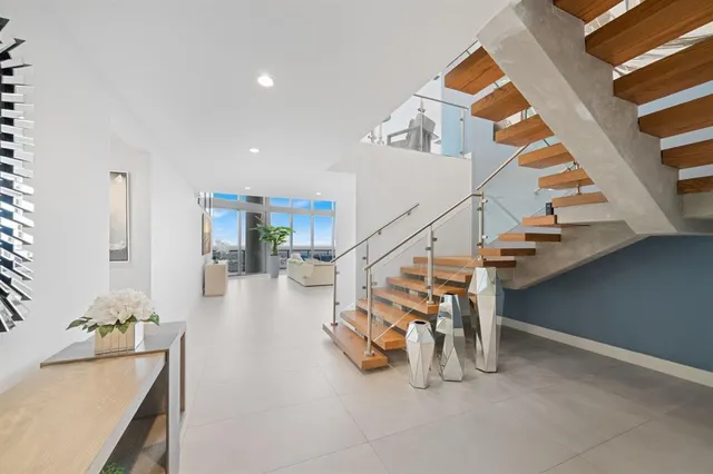 a view of entryway and hall