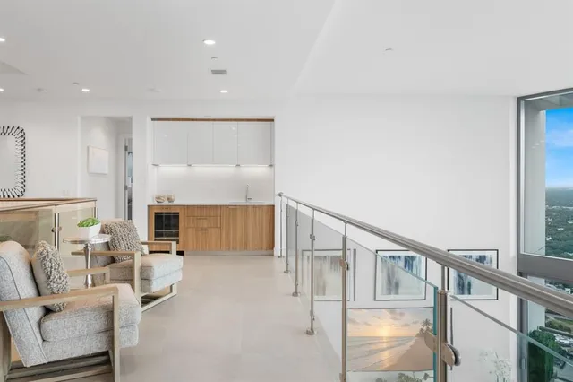 a view of entryway with livingroom and furniture