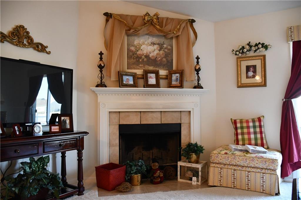 6406 Schell Lane Anderson, IN 46013 - Photo 4 of 31