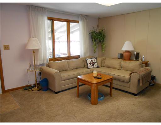 4681 Ridgewood Road East Springfield, OH 45503 - Photo 12 of 25