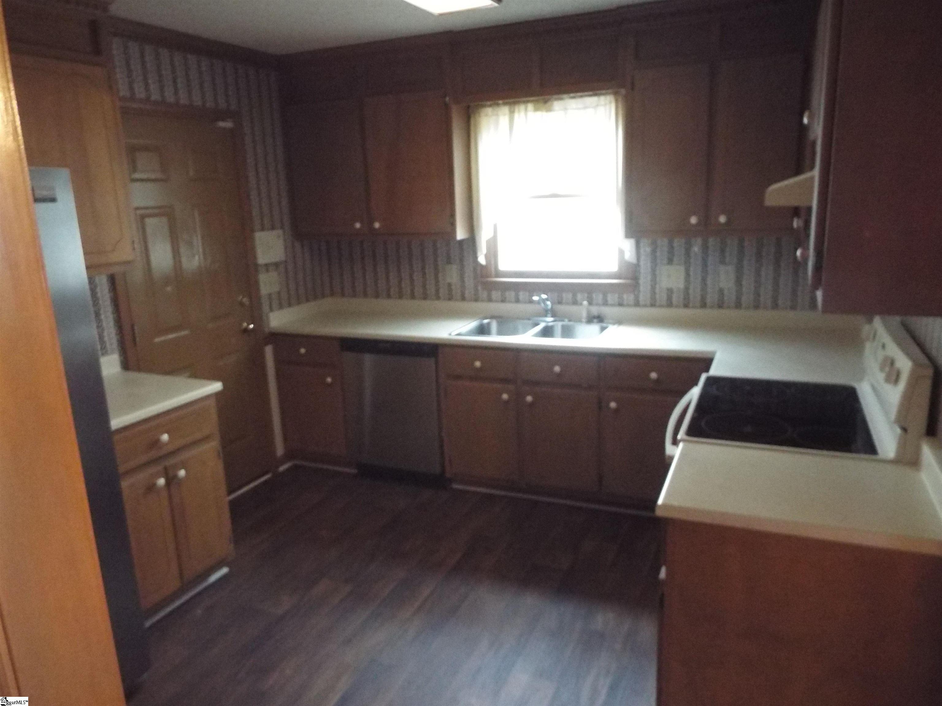 100 Flagstar Court Fountain Inn, SC 29644 - Photo 7 of 12 Gallery Image 7