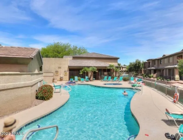 $2,695 | 705 West Queen Creek Road, Unit 1207, Chandler, AZ 85248