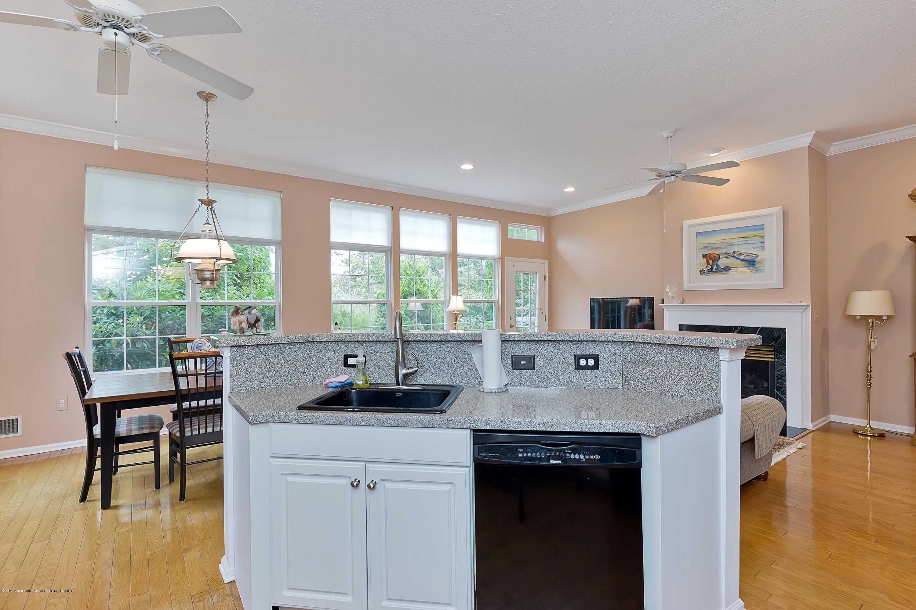 2528 Collier Road Manasquan, NJ 08736 - Photo 15 of 37 KItchen