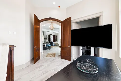 a view of a lake with houses