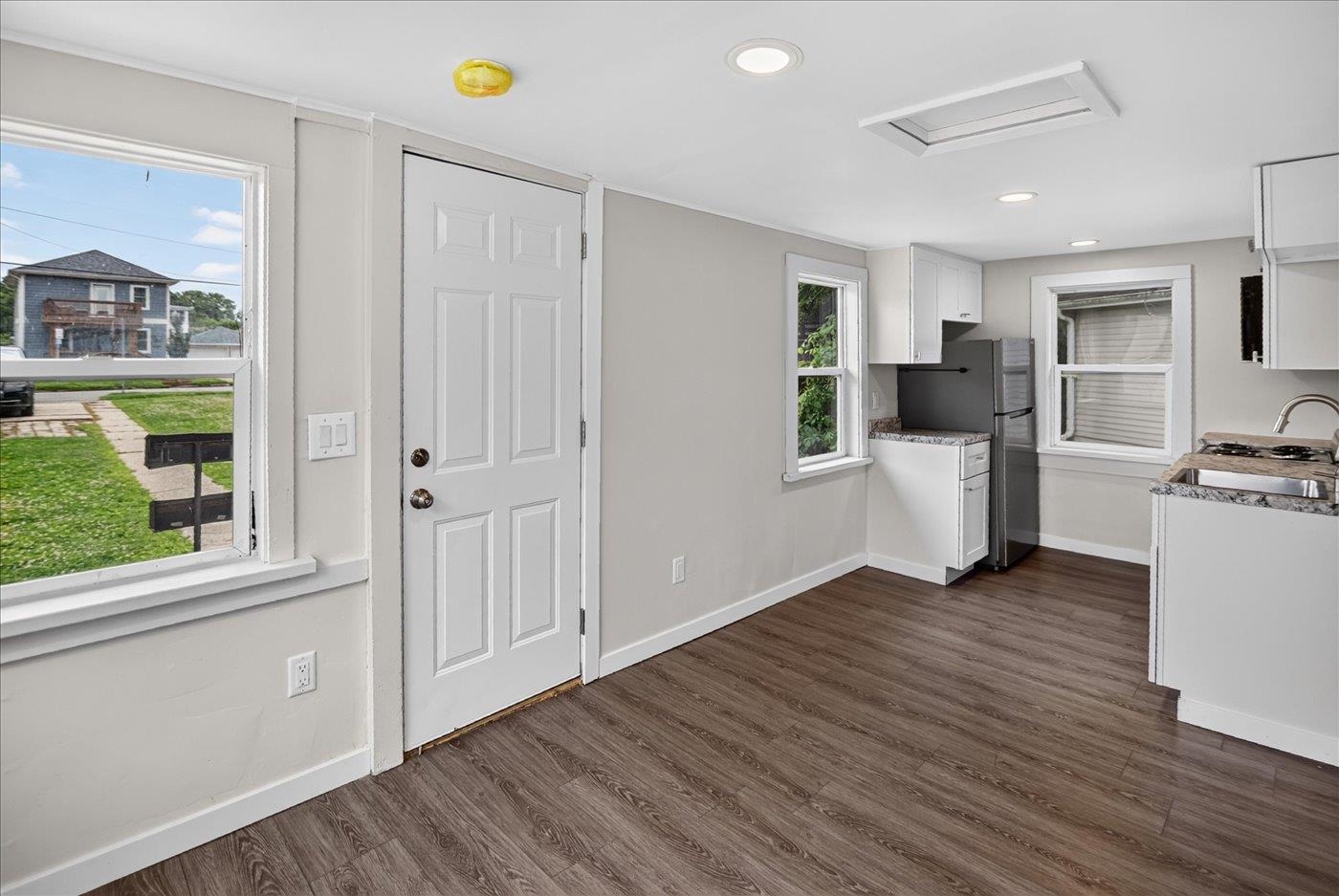 618 North Street Madison, WI 53704 - Photo 5 of 33