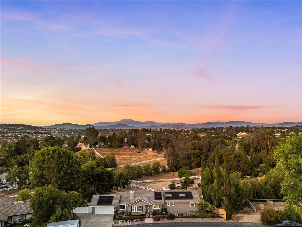 40337 Carmelita Circle Temecula, CA 92591 - Photo 43 of 65 a view of city and mountain