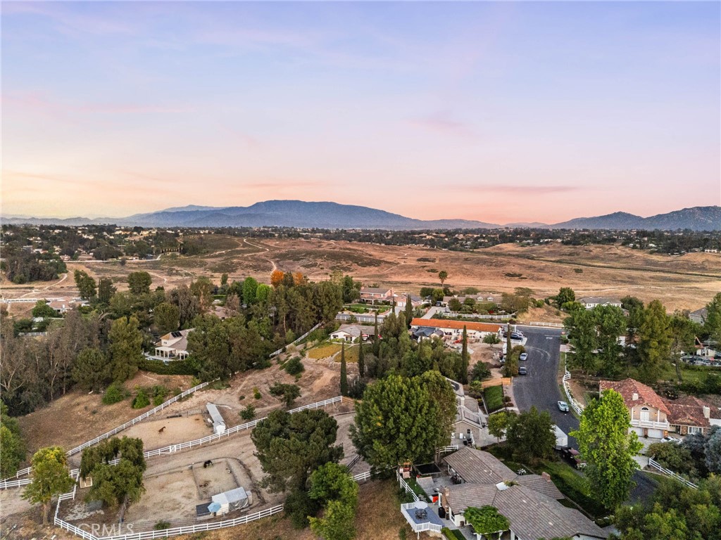 40337 Carmelita Circle Temecula, CA 92591 - Photo 45 of 65 a view of lake and mountain