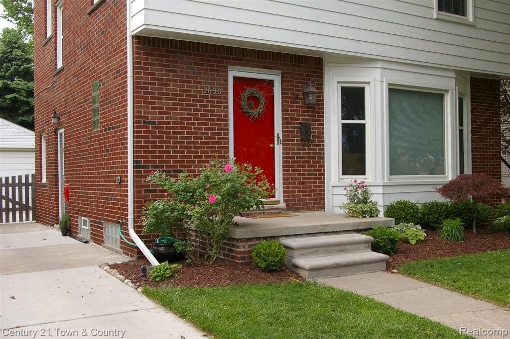 2628 West Webster Road Royal Oak, MI 48073 - Photo 2 of 25 WELCOME!!!