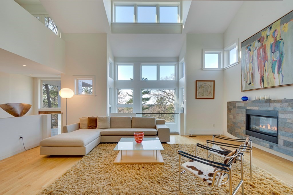 39 Wachusett Road Needham, MA 02492 - Photo 4 of 41